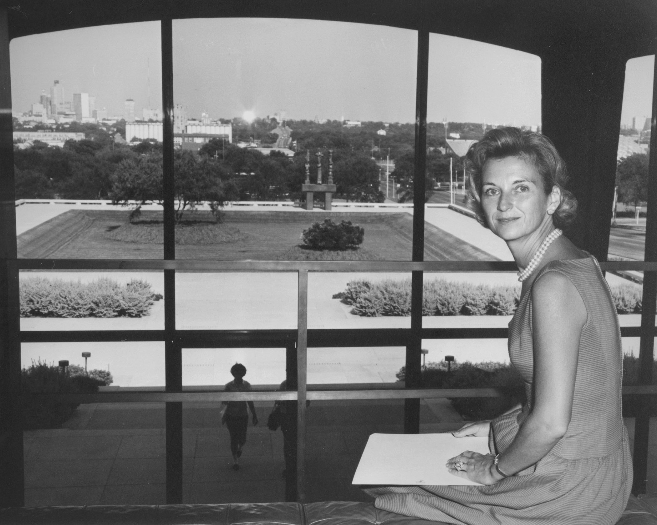 The Amon Carter Museum Of American Art Celebrates 60 Years Tanglewood   Ruth Carter Stevenson In The Mezzanine Of The Amon Carter Museum Of American Art Overlooking The Front Entrance Of The Museum 1961 